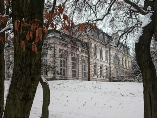 Historia pałacu Goldstandów w Zaborowie - niezwykła perła architektury Historia pałacu Goldstandów w Zaborowie - niezwykła perła architektury