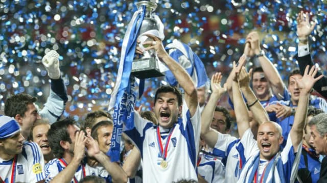 W którym roku Grecja wygrała Euro? Zaskakująca historia ich triumfu W którym roku Grecja wygrała Euro? Zaskakująca historia ich triumfu