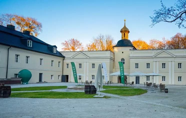 Pałac w Siemianowicach Śląskich: Historia, architektura i atrakcje Pałac w Siemianowicach Śląskich: Historia, architektura i atrakcje