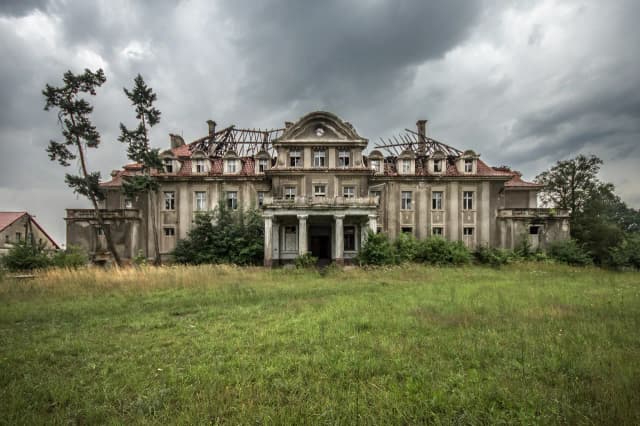 Zabytkowy pałac w Bełczu Wielkim: fascynująca historia dolnośląskiej perły Zabytkowy pałac w Bełczu Wielkim: fascynująca historia dolnośląskiej perły