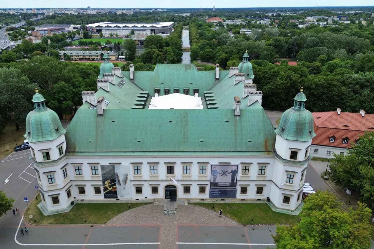 Zamek Ujazdowski w Warszawie: Fascynująca Historia i Architektura Zamek Ujazdowski w Warszawie: Fascynująca Historia i Architektura