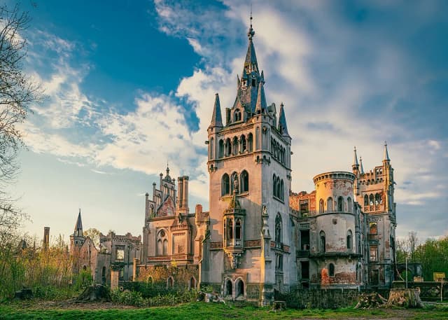 Tak wyglądał pałac w Kopicach - galeria niesamowitych zdjęć z archiwum Tak wyglądał pałac w Kopicach - galeria niesamowitych zdjęć z archiwum