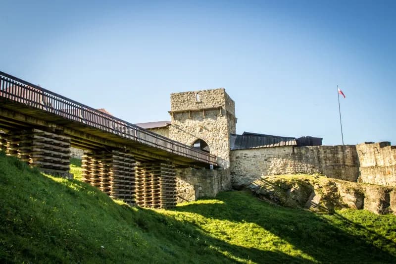 Zamek w Dobczycach: Fascynująca historia i atrakcje turystyczne w regionie Zamek w Dobczycach: Fascynująca historia i atrakcje turystyczne w regionie