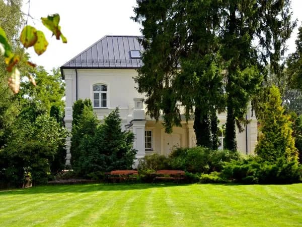 Zabuże Dwór: Najciekawsze atrakcje turystyczne w Zabużu Zabuże Dwór: Najciekawsze atrakcje turystyczne w Zabużu