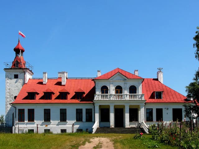 Pałac w Czumowie - fascynująca perła architektury nad Bugiem Pałac w Czumowie - fascynująca perła architektury nad Bugiem