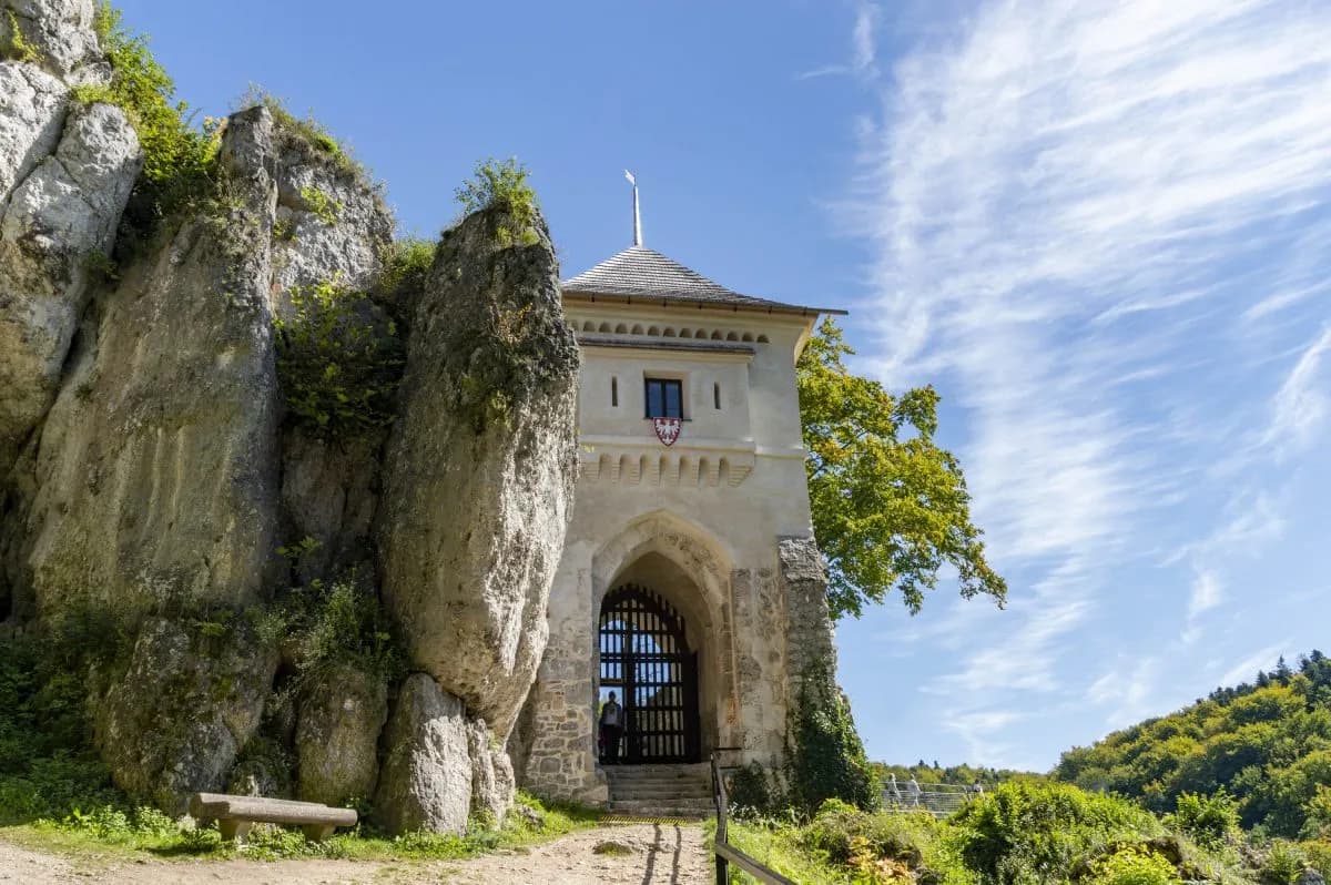Cudowna historia zamku w Ojcowie – atrakcje, które musisz znać Cudowna historia zamku w Ojcowie – atrakcje, które musisz znać